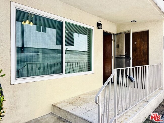 Photo - 10936 Hartsook St