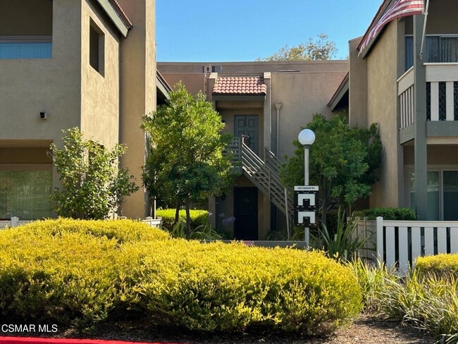 Photo - 245 Oak Leaf Dr Condo