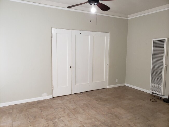 Photo - 723 E 3rd St Unit 14