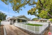 Photo - 1027 N Summit Ave