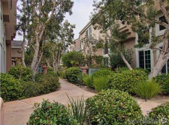 Building Photo - 12974 Carmel Creek Rd Rental