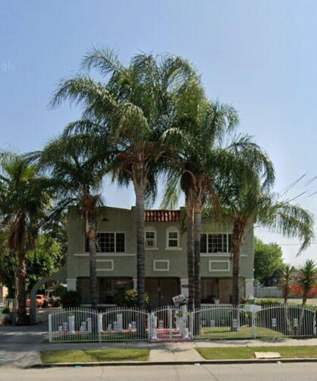 Photo - 1279 W 9th St Unit No. 3