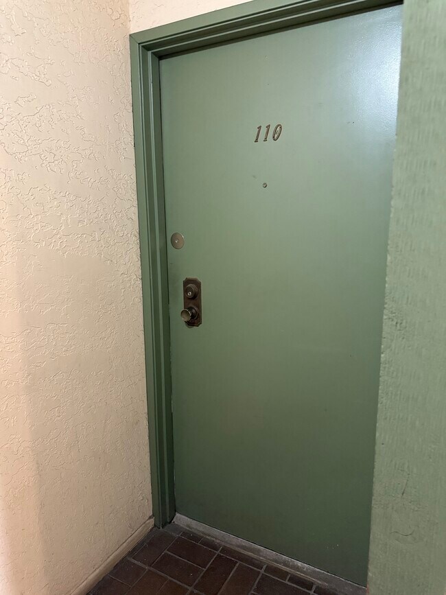 Photo - 409 Burchett St Unit 110