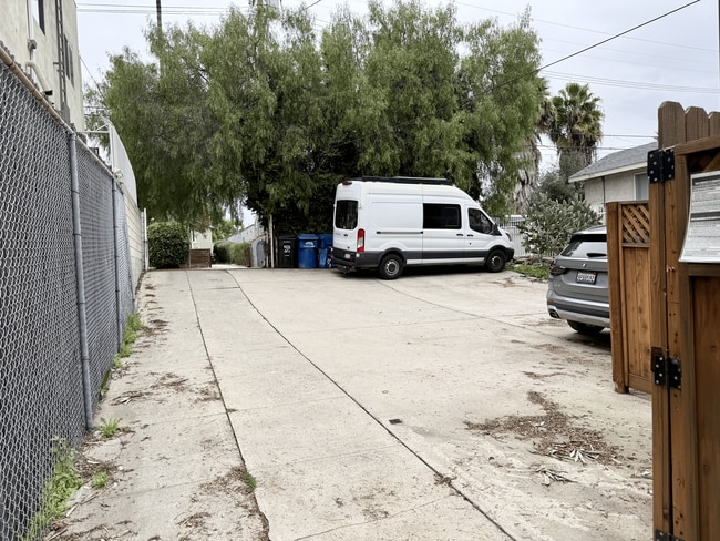 Designated Parking Area - 4228 Lockwood Ave Unit 2