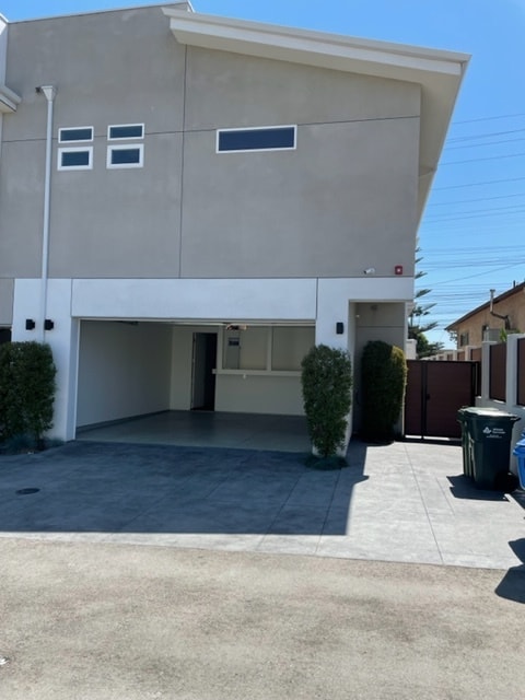 Driveway/Garage - 2783 190th St Unit NA