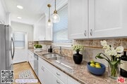 Photo - 2050 Walgrove Ave