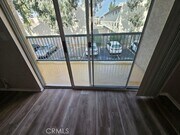 Photo - 18307 Burbank Blvd