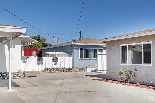 Building Photo - 14521 Firmona Ave Rental