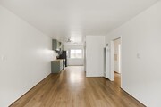 Photo - 740 W 27th St Apartment