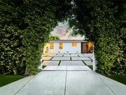 Photo - 15722 Magnolia Blvd