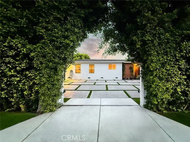 Photo - 15722 Magnolia Blvd