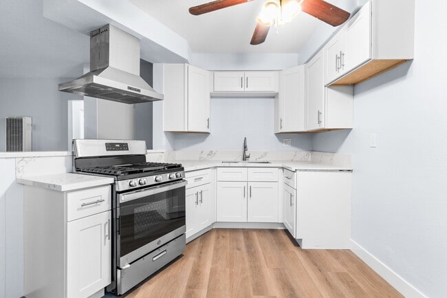 Photo - 147 S Magnolia Ave Unit 02