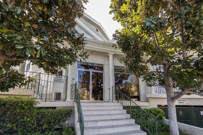 Remodeled 2 BEDROOM/2 BATH in the Heart of... - Remodeled 2 BEDROOM/2 BATH in the Heart of... Unit 202