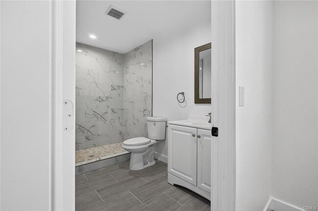 Photo - 6651 Millmark Ave