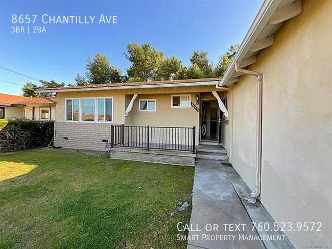 Photo - 8657 Chantilly Ave