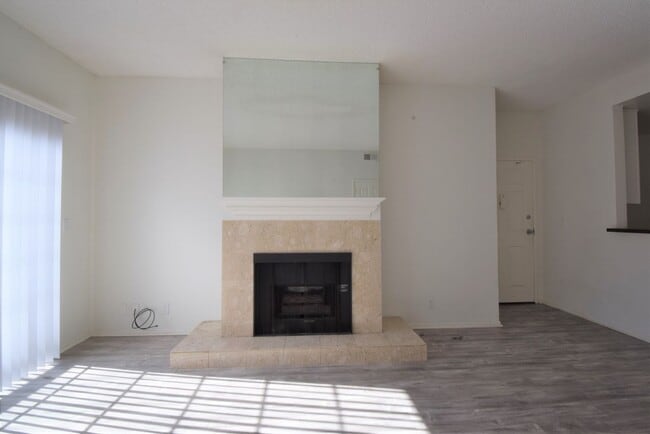 Photo - 11594 Moorpark St Unit 205