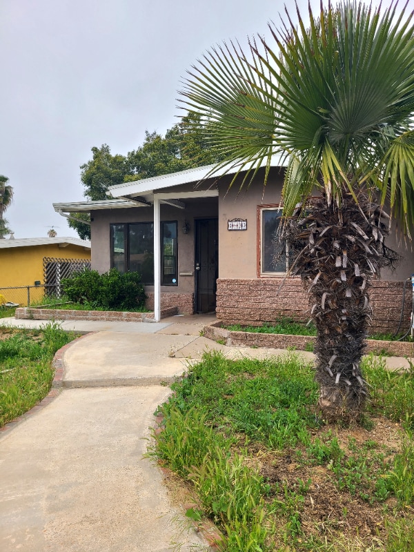 Photo - 3823 Demus St