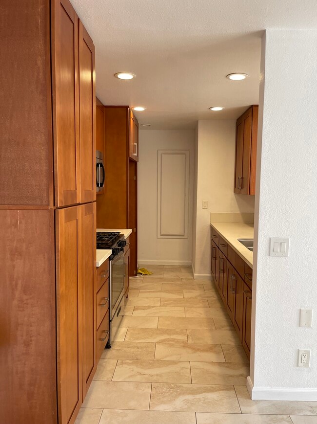 Photo - 9454 Twin Trails Dr Unit 202