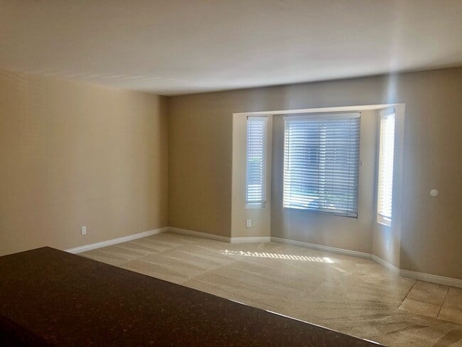 Photo - 5722 Riley St Unit 4