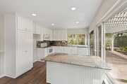 Photo - 4111 Reyes St