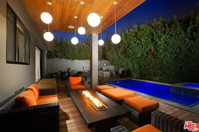 Photo - 736 N Curson Ave