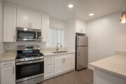 Photo - 462 Davidson St Unit B