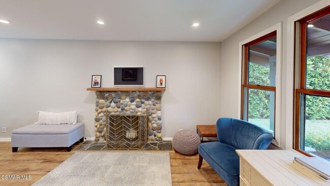 Photo - 30621 Sandtrap Dr