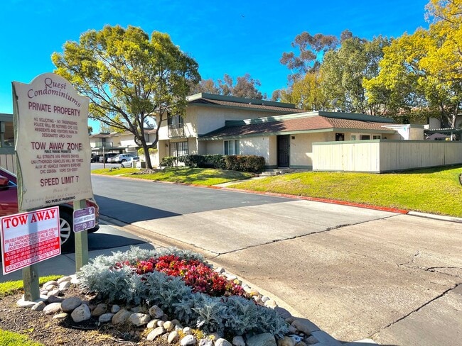 Upgraded 3 Bed 1.5 Bath Condo in Mira Mesa - Upgraded 3 Bed 1.5 Bath Condo in Mira Mesa