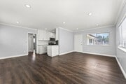 Photo - 1015 Ashland Ave Apartment