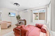 Photo - 1097 Bonita St