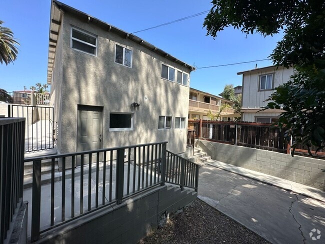Building Photo - 3545-3547 37th St Unit 3547 Rental