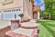Photo - 1825 Golden Oak St
