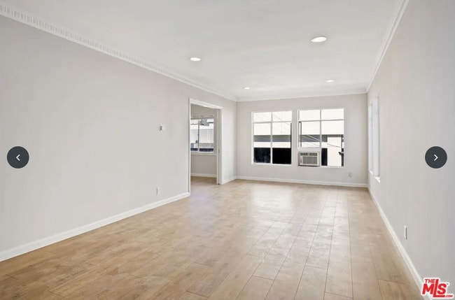 Photo - 121 Crescent Dr Unit C