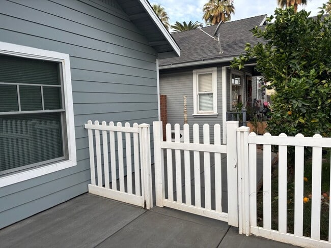 Building Photo - 3488 2nd St Unit 3486 2nd St