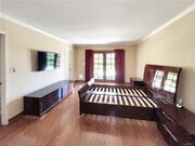 Photo - 21200 Lighthill Dr House