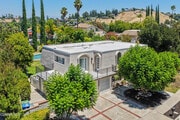 Photo - 22777 Brenford St