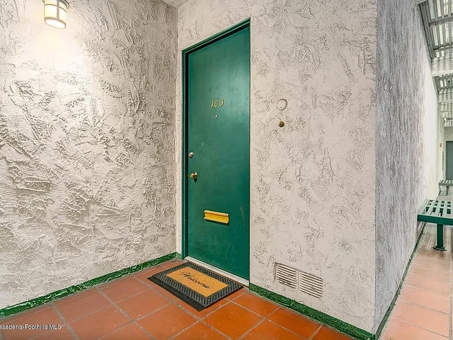 Photo - 985 E California Blvd Unit 103