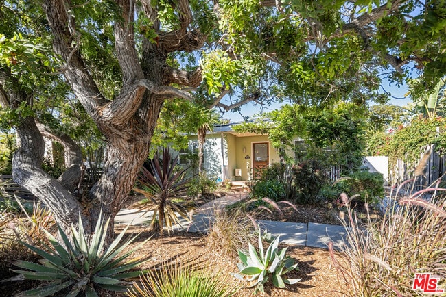 Photo - 2808 Clune Ave House