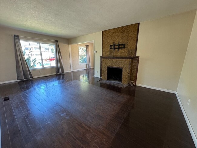 Photo - Charming 3-Bedroom Home with a spacious yard and modern amenities in Chula Vista