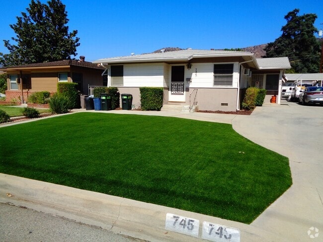 Building Photo - 1 Bedroom 1 Bath Duplex for Rent in Glendora Rental