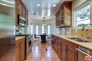 Photo - 6630 Colgate Ave