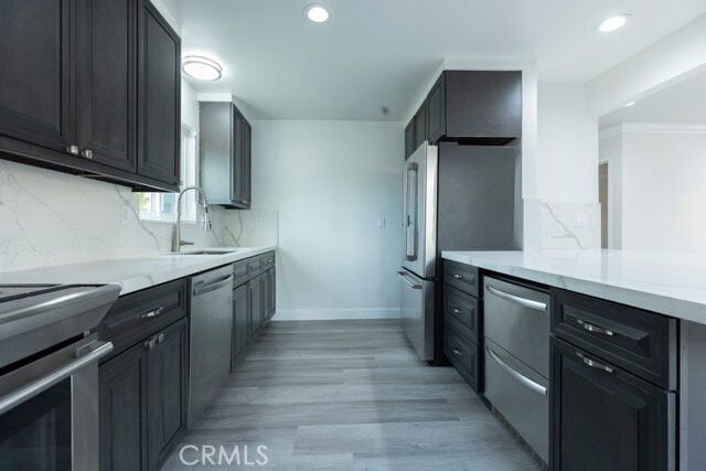 Photo - 6607 Michelson St