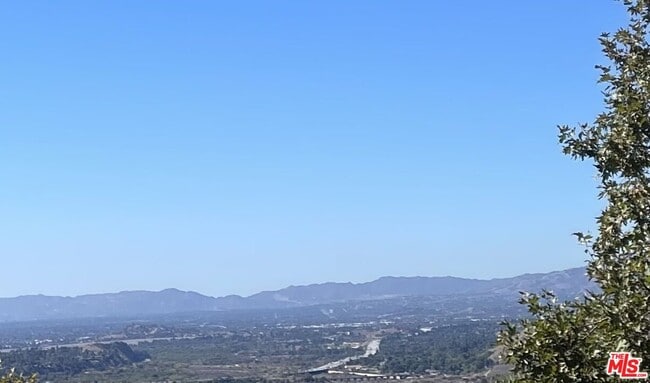 Building Photo - 11040 Renaissance Dr