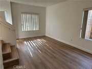 Photo - 4868 Petersen St