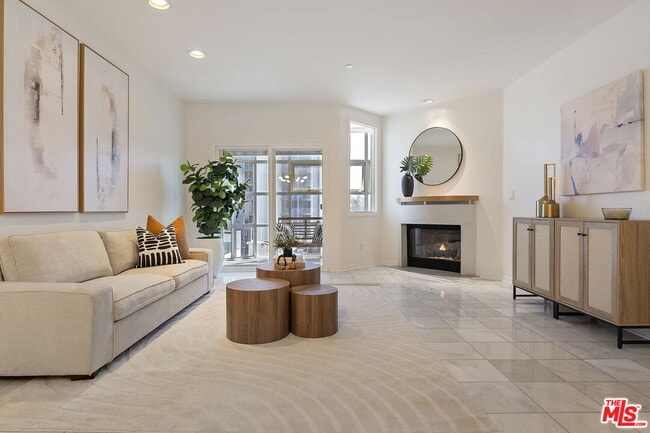 Photo - 171 N Church Ln Unit 619