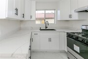 Photo - 620 S Lake St Apartment