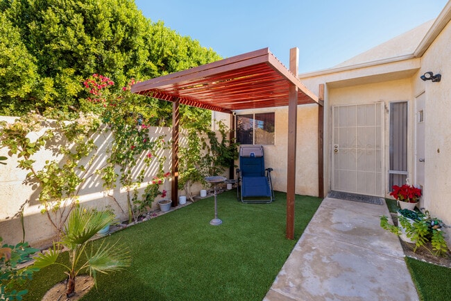 Building Photo - 79602 Ave 42