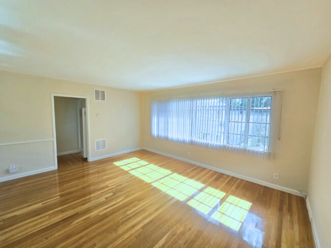 Photo - 1.0 bedroom in Pasadena California 91106 Unit D