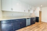 Photo - 11685-11685 Oxnard St Unit OX11685-1
