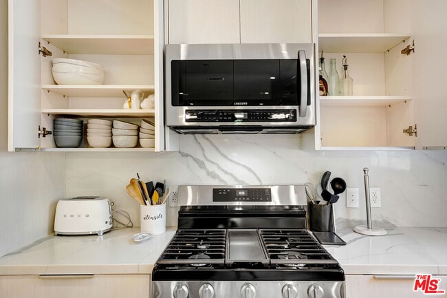 Photo - 418 N Stanley Ave Unit 418 1/2